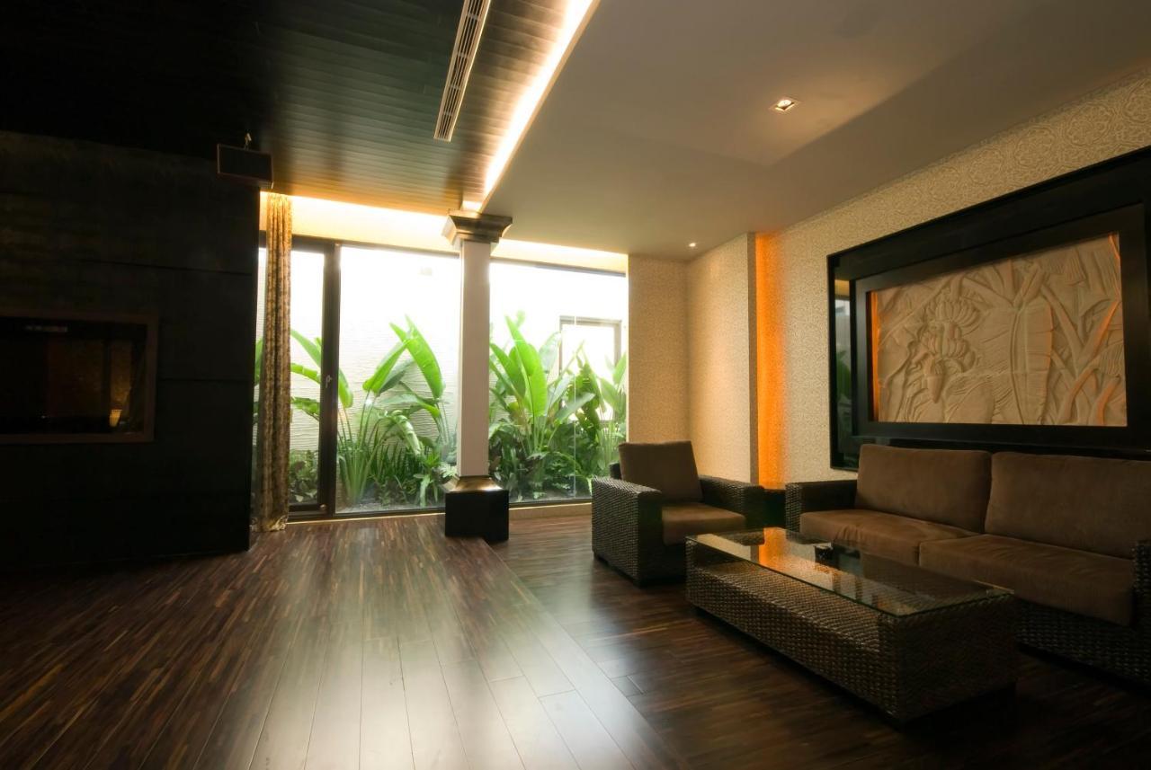 Harport Motel Kaohsiung Esterno foto