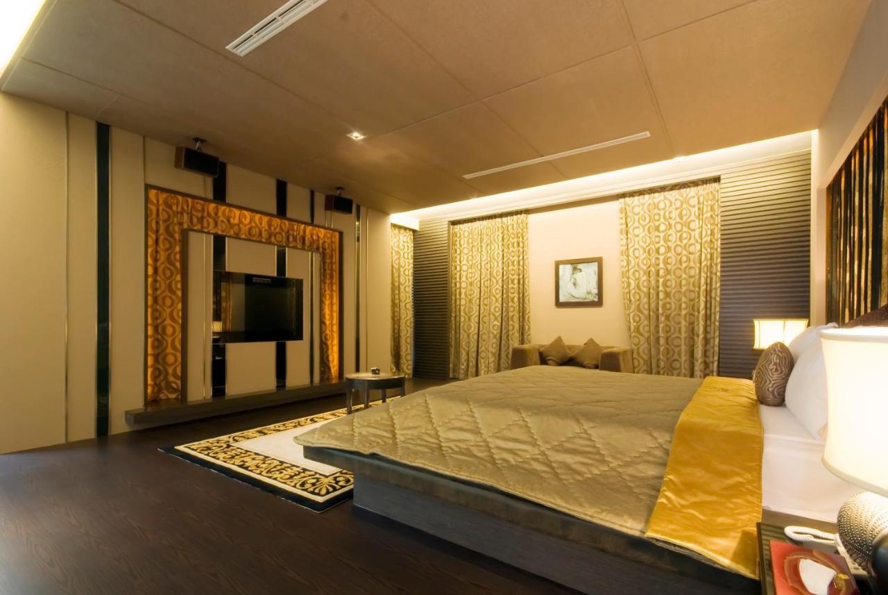 Harport Motel Kaohsiung Esterno foto