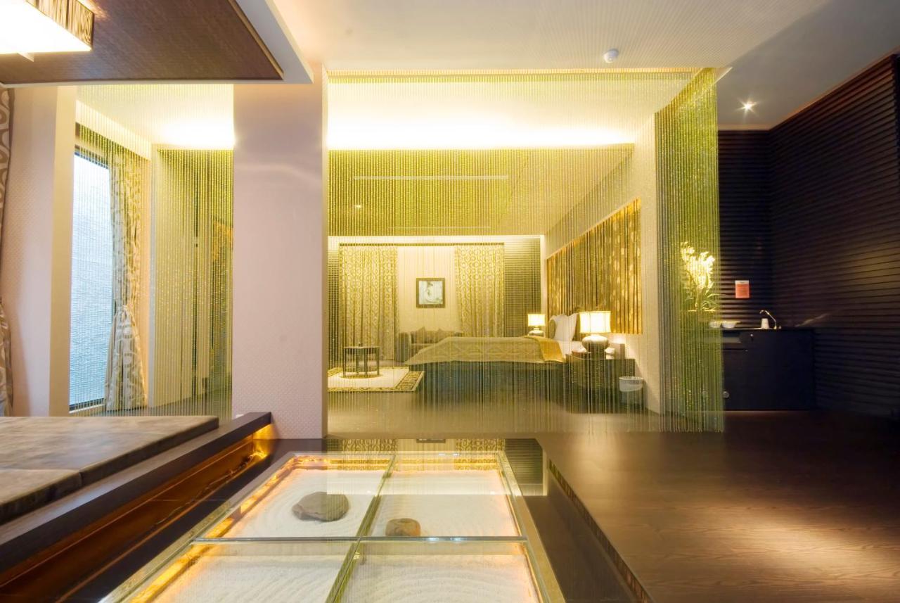 Harport Motel Kaohsiung Esterno foto