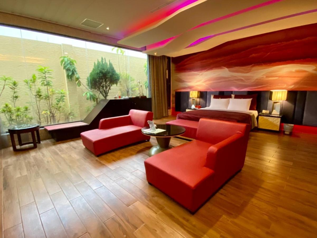 Harport Motel Kaohsiung Esterno foto